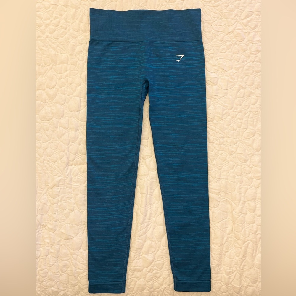 Gymshark stripe leggings, like new